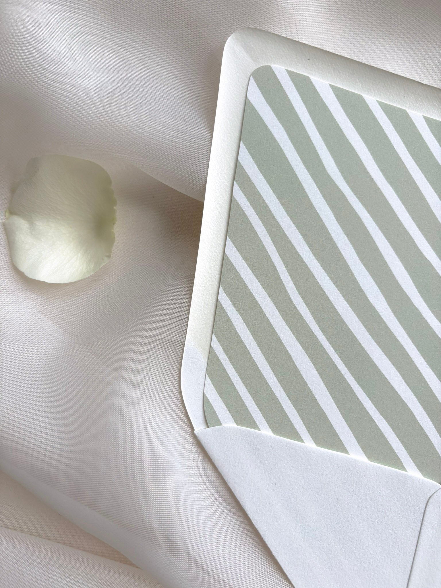 Sage Stripes Envelope Liner
